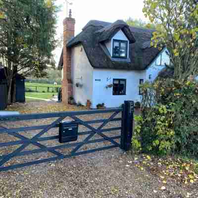 Windsor / Ascot / Bracknell Beautiful Barn Hotel Exterior