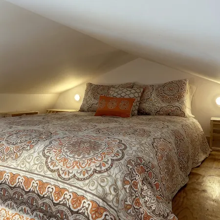 Charming Tiny House / Placitas Casita with great location, views, and Privacy