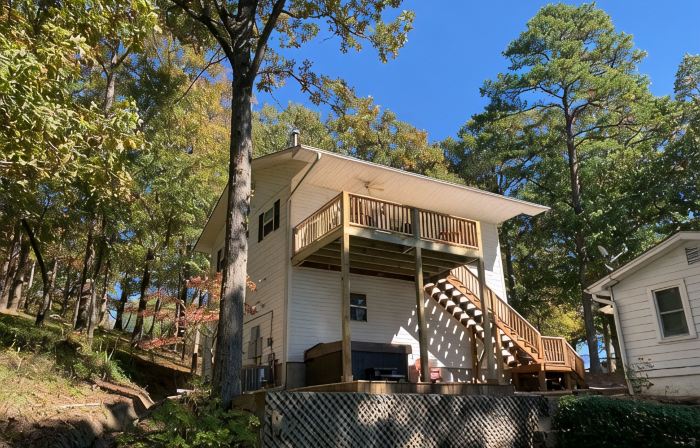 Main Channel Lake Hamilton- Private Hot Tub, Firepit, Boat Dock, No Cleaning Fee