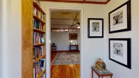 Spacious Loft on Middle Lane in Historic Downtown Beaufort - Homestays