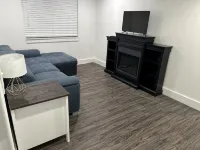 1 bedroom 1 Bathroom Private Suite! 2 minutes from the Reservoir.