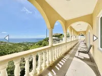 Simby D'lo A Presidental House.Pack up your luggage and move in!  UP - 2-Star