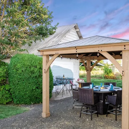 Peak View - Outdoor Dining w/Fire Table - Close to Downtown & OSU