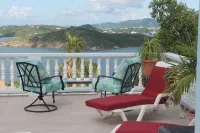 3 Bedroom House and Pool with Spectacular views of Charlotte Amalie Harbor - 3つ星