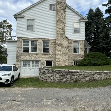 Four bedroom charming historical Harbor Haus in central Egg Harbor