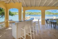 Wake up in paradise at this amazing villa for couples and families