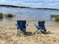 Beautiful waterfront property and steps away from multiple beaches - Wi-Fi
