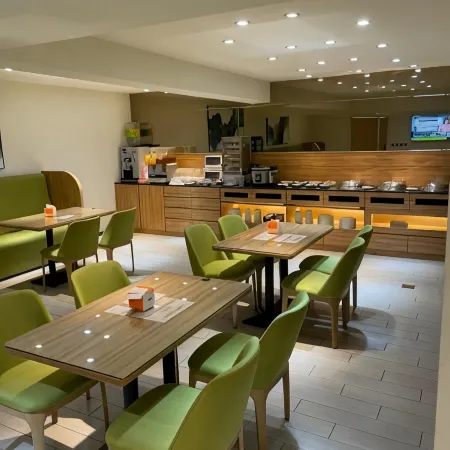 MICHI HOTEL Отели рядом с достопримечательностью «Станция Neili»