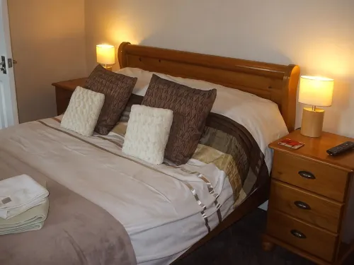 Chiverton House Guest Accommodation - parking