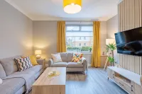 Stylish Two Bedroom Apartment in Perth, Heart of Scotland! - Apartments