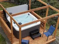 Oceanfront mini home, two decks, with spectacular views. Hotels in Clare
