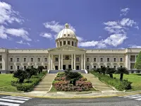 Golden House Hotel & Convention Center Hoteles en Santo Domingo Este