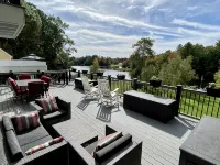 Winter Lakeside Retreat on Locke Lake — Stunning Views & Private Hot Tub Hotels in Barnstead