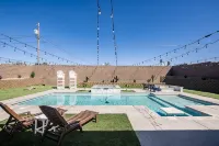 Beautiful Modern Home with Amazing Backyard in the Heart of Lake Havasu