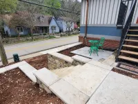 HIstoric Tiny House - Down on Main Street! - 4 tähden