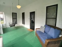 Charming Three Bedroom Home In Liberty Hill - 부티크