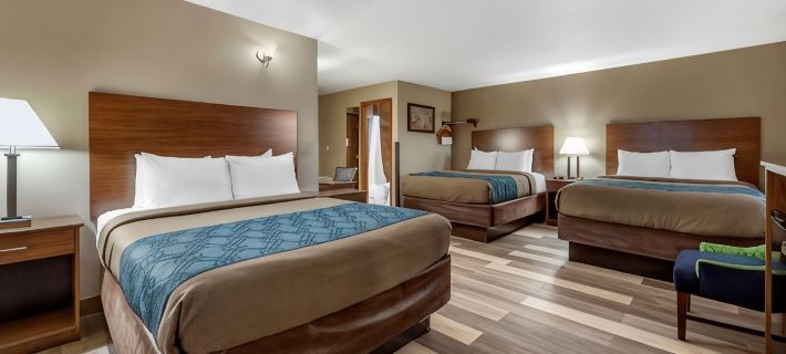 Econo Lodge Hays I-70 Hotels in Hays