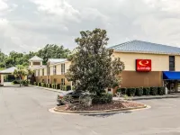 Econo Lodge 다리엔 호텔