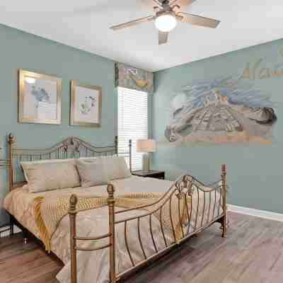 private pool/communal pool/games room/themed bedrooms Rooms