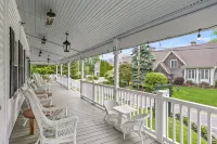 Charming Family-friendly 10 BR, 10.5 BA Property by Perkins Cove! - Bungalows