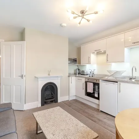 Apartment 5
