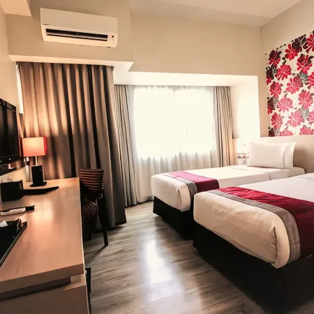 Solo Paragon Hotel & Residence