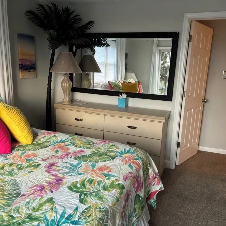LOCATION LOCATION COVE Quiet/Private/Garden Oasis/Water SUNSETS we got a spot!