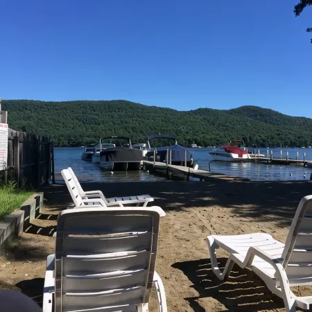 The Sundowner on Lake George