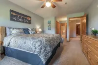 1st floor 3BR/2BA Northern Bay Resort Condo - Castle Rock Lake - Pool Beach Golf