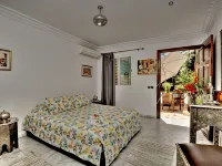 Lhostel à Casablanca オアシス駅周辺のホテル