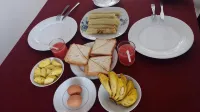 埃勒自由小屋 - 早餐