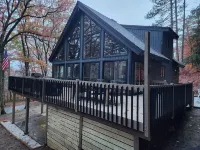 Modern Chalet Near Mt. Sunapee & Lake Massasecum - Alphydda
