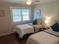Convenient 3 Bedroom / 2 Bath House - 4-Star