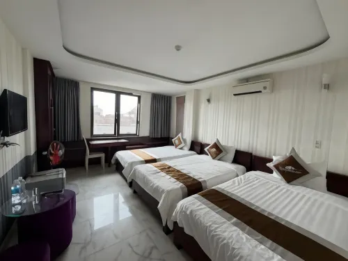 White Rose Hotel - Parkplatz