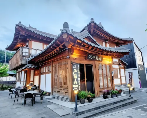 Iga Hanok-Awarded Architectural Culture Award Hotel dekat Museum Lukisan Kerajaan