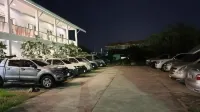 Vanilla Ville Resort - parking