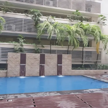 Tess and Tessha Condotel near T3 Airport