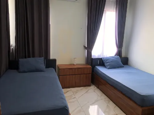 Bening Asri Guesthouse - Pensions