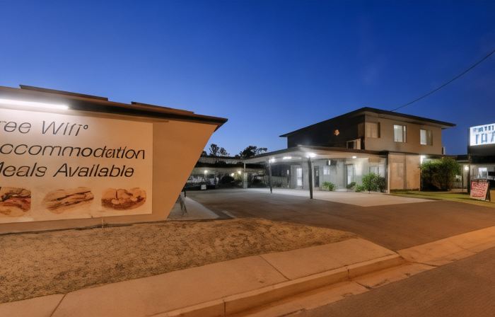 Motel 707