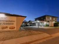 Motel 707 Các khách sạn ở Emerald