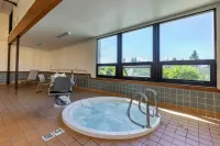 Garner Hotel Butte Southeast by IHG - Badekar