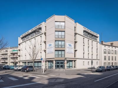 Nemea Appart Hotel Home Suite Nancy Centre