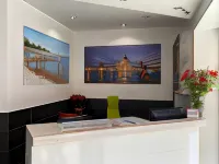 โรงแรมซานเจเรเมีย - 2 ดาว