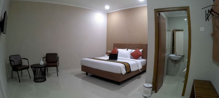Mr. J Hotel Hotels in Tegal