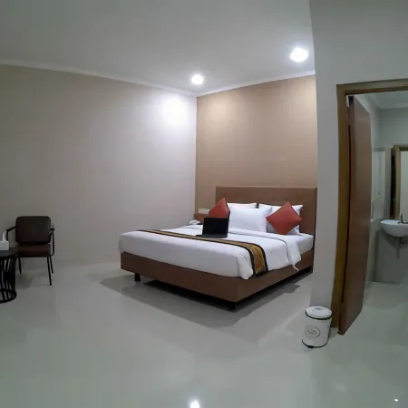 Mr. J Hotel