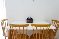 Modern 2Br Apartment at Pavilion Permata by Travelio  호텔