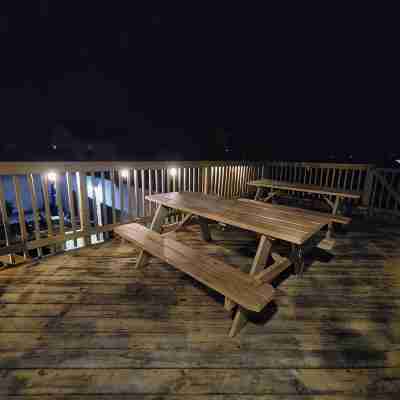 Penthouse Suite* 5-mins to Cedar Point Others