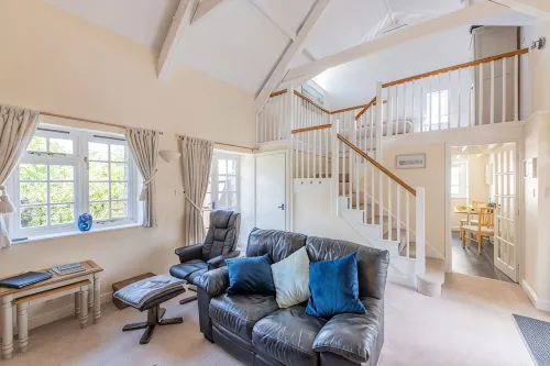 Beautiful, Romantic  Cottage in Rural Setting with Country Club Membership. - Wifi