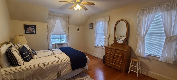 Joyful Manor Hotels in Chenango County