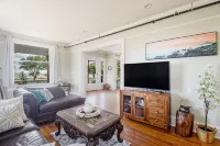 Beautiful Beach House sleeps 12 - 3-نجوم